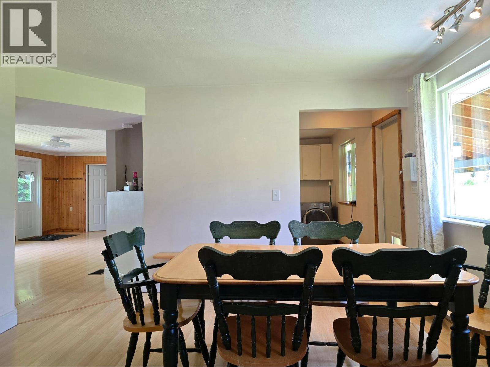 5710 HORSEFLY ROAD - 12