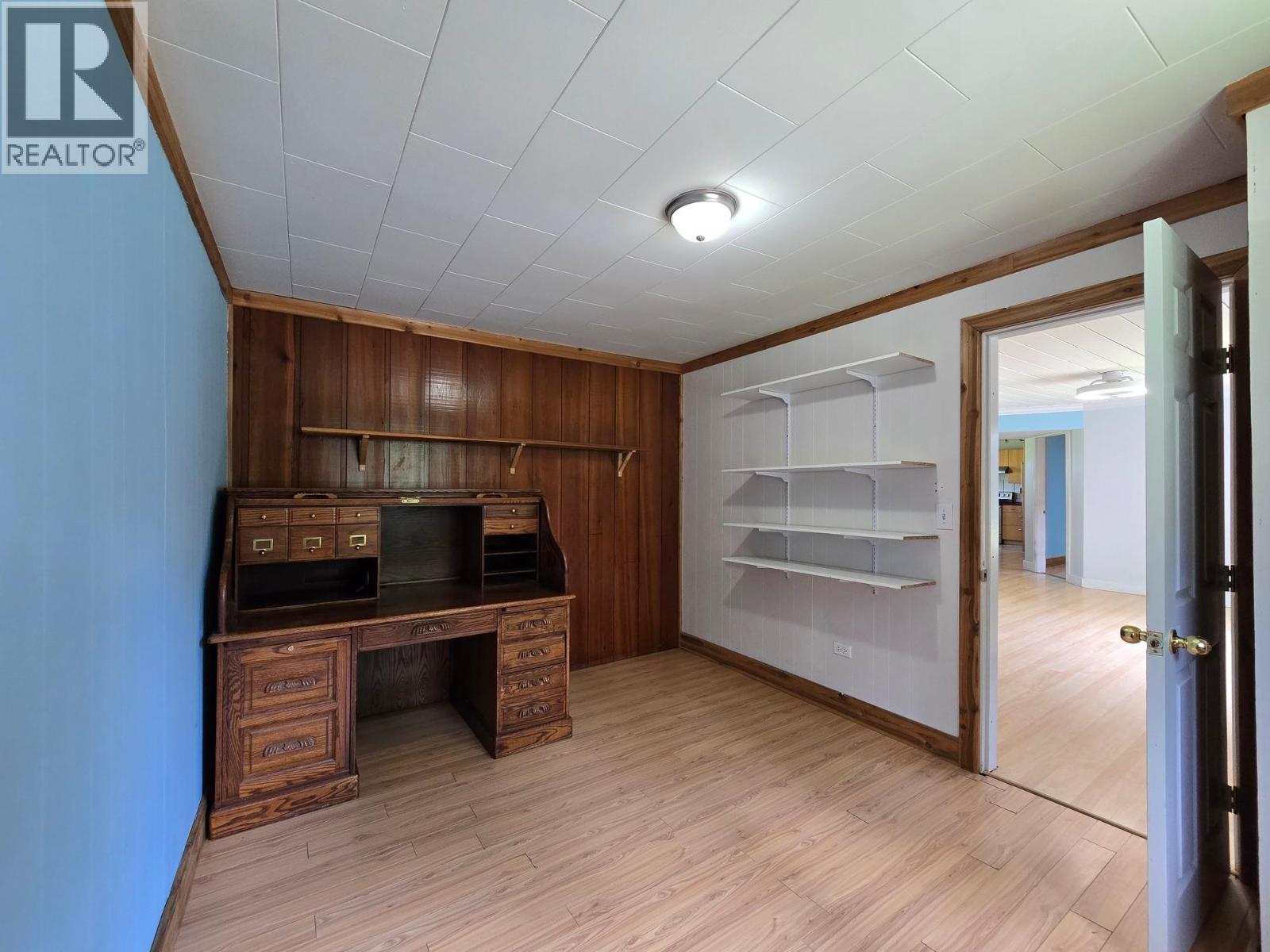 5710 HORSEFLY ROAD - 15