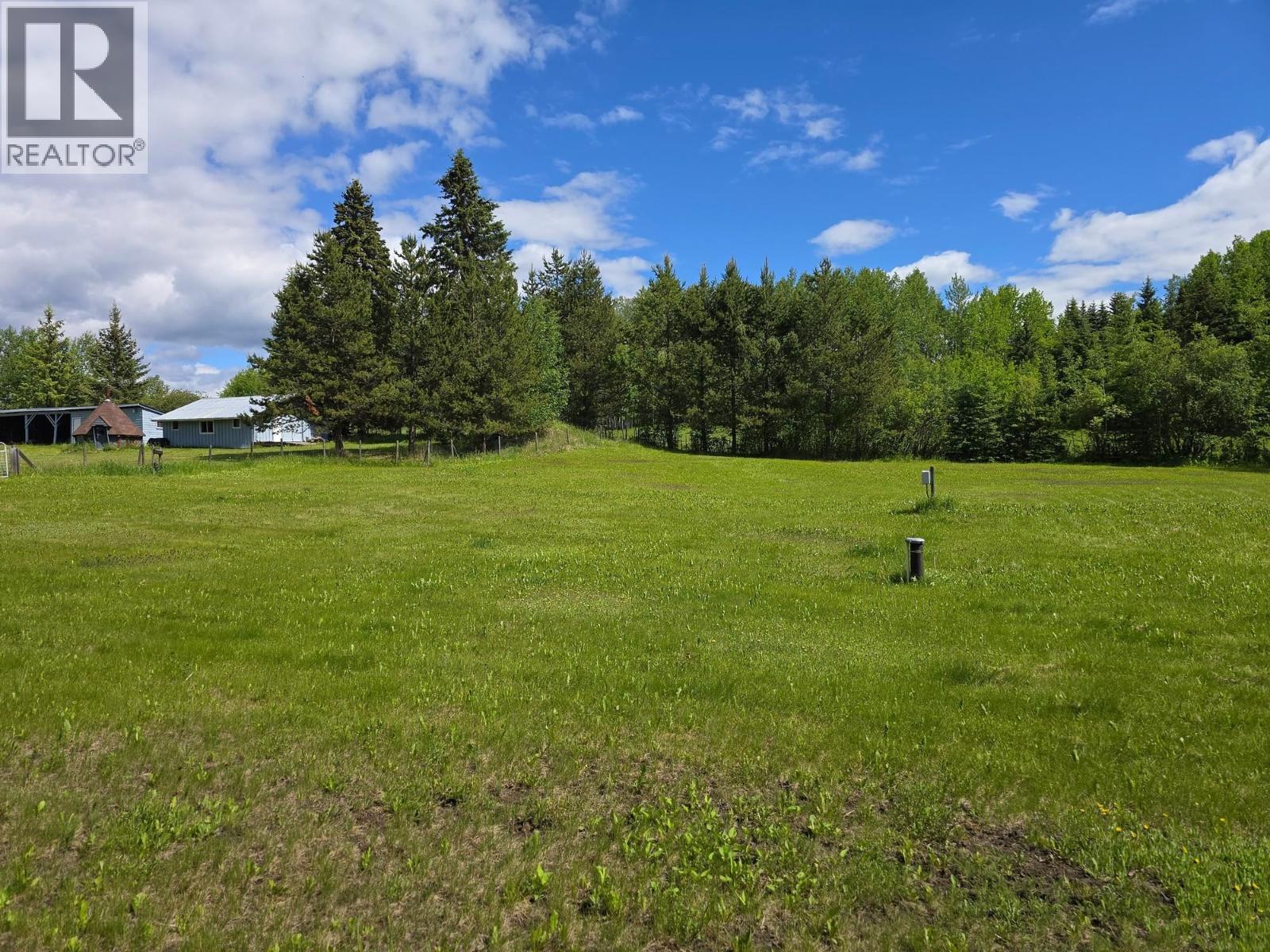 5710 HORSEFLY ROAD - 2