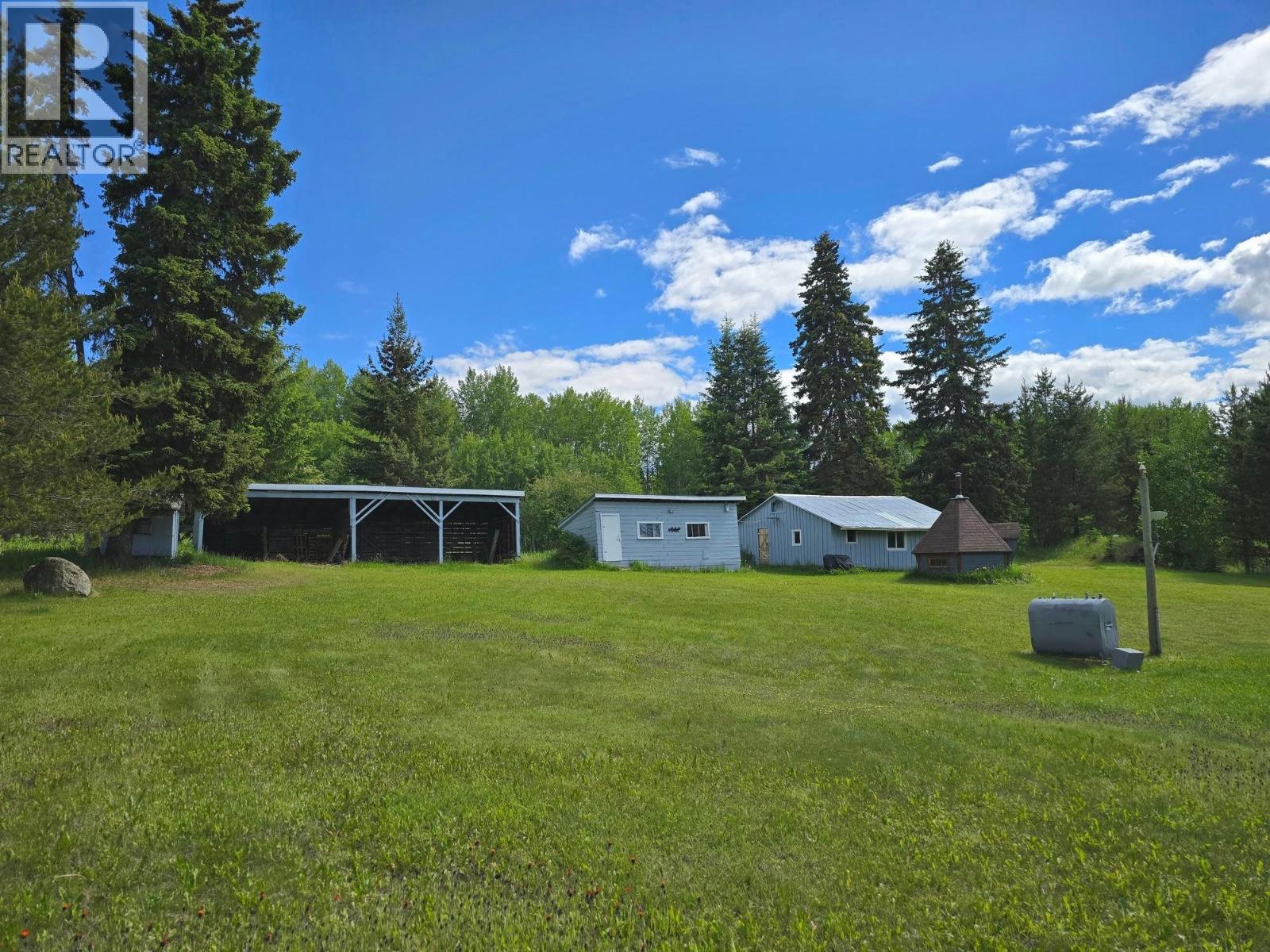 5710 HORSEFLY ROAD - 26