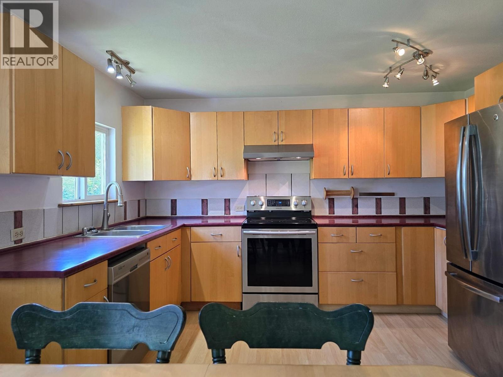 5710 HORSEFLY ROAD - 9