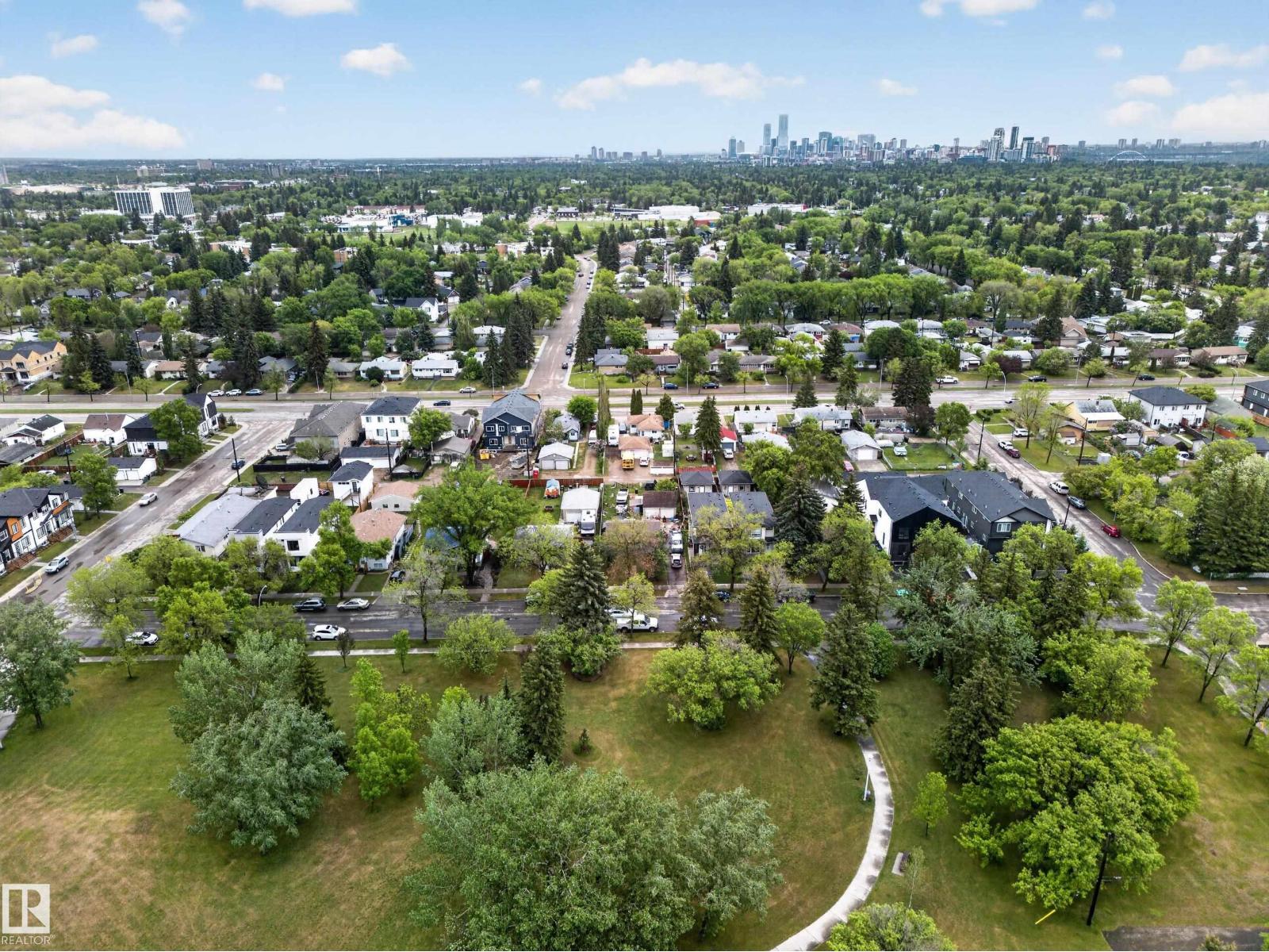 10809 150 ST NW - 4
