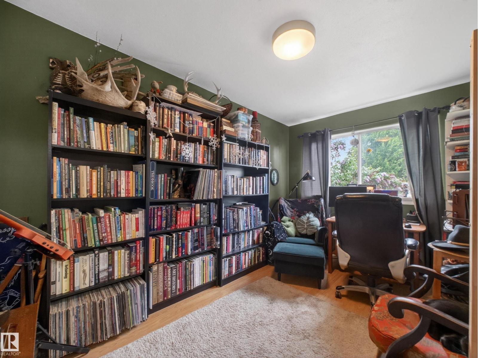 10809 150 ST NW - 17