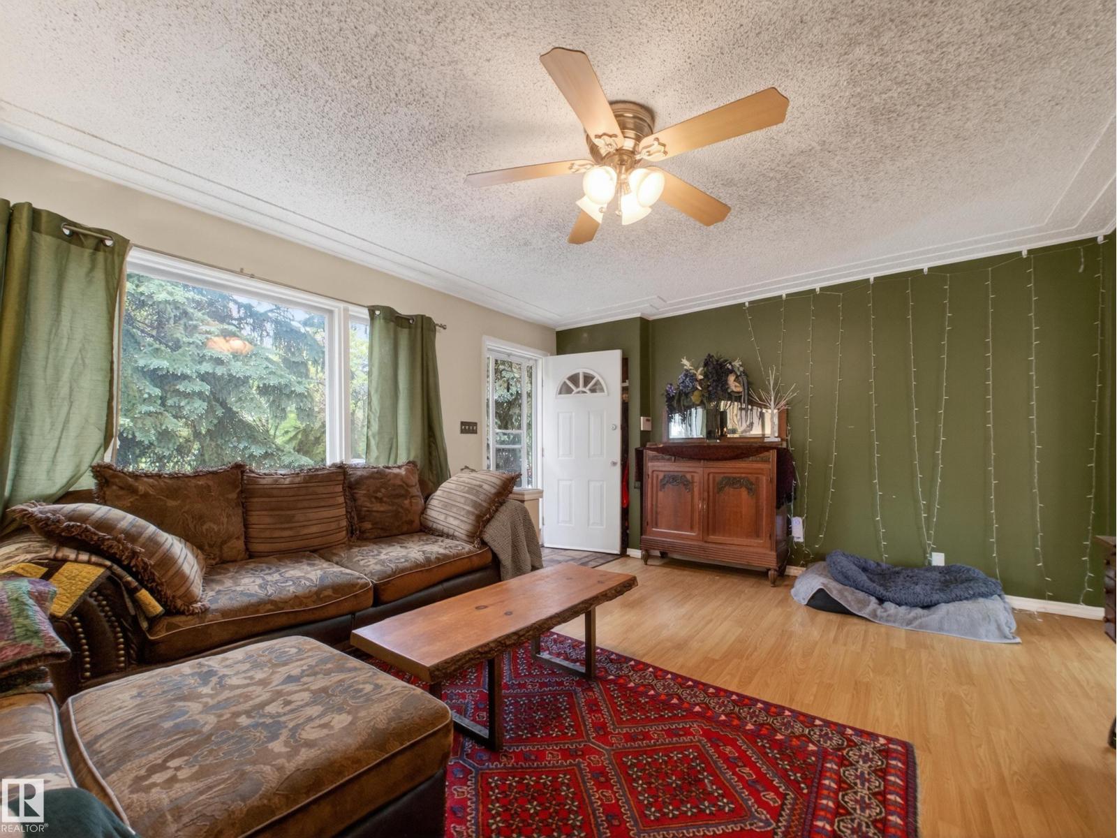 10809 150 ST NW - 13