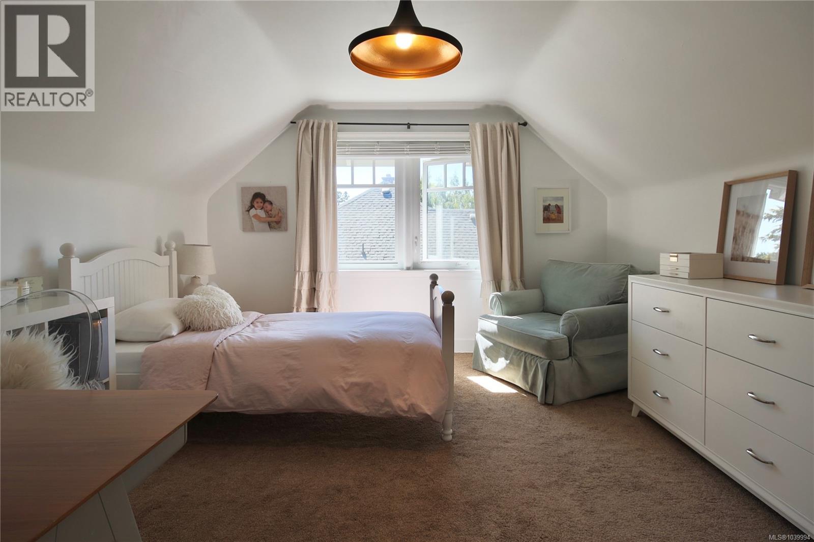 2331 Pacific Ave, Oak Bay