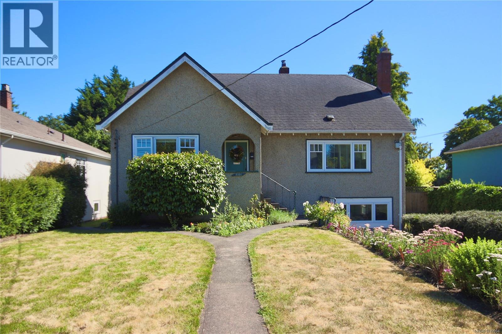 2331 Pacific Ave, Oak Bay