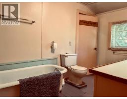2520 Jenkinson Road, Powell River, BC V8A0N2 Photo 13
