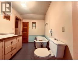 2520 Jenkinson Road, Powell River, BC V8A0N2 Photo 15