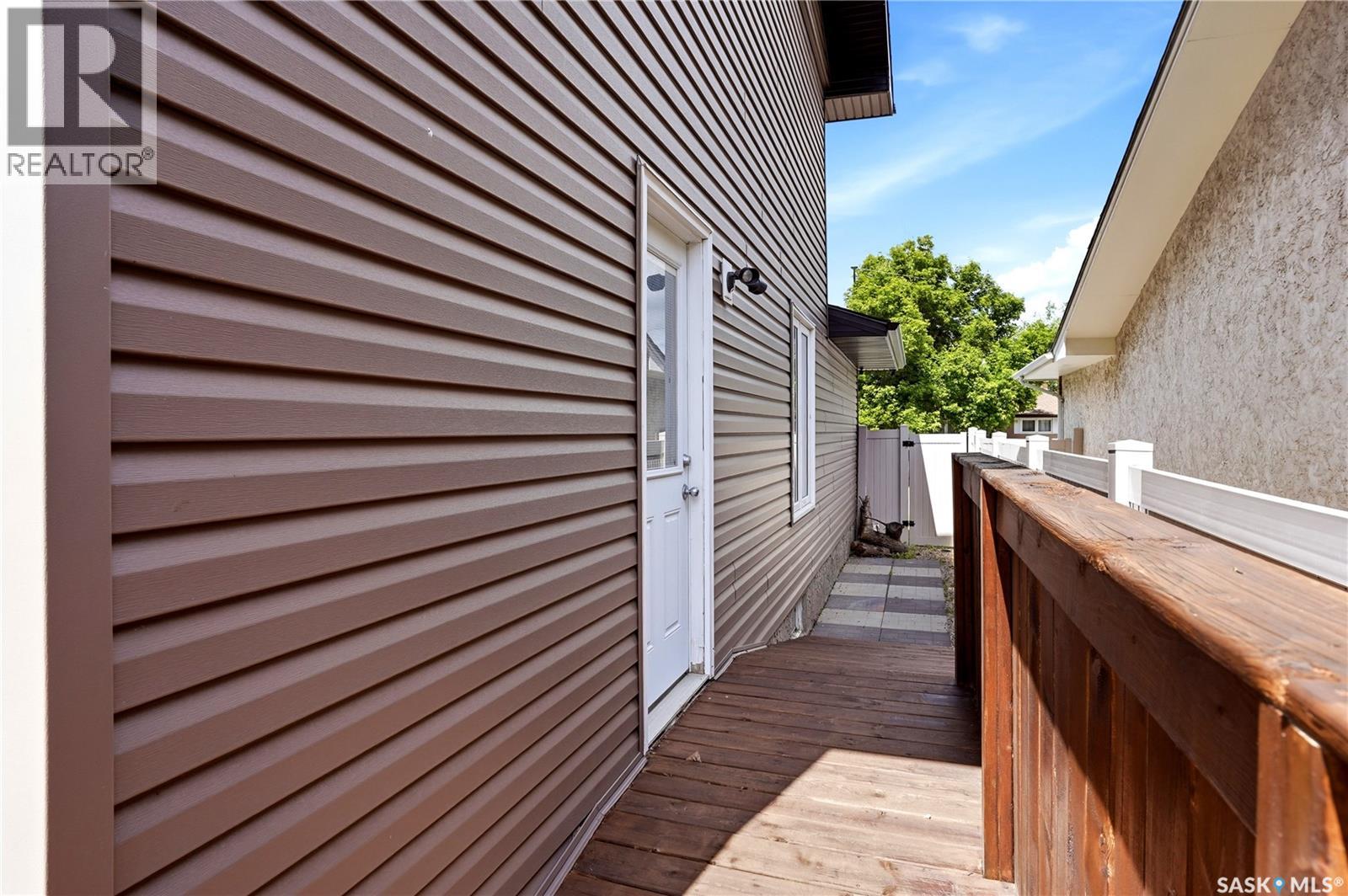 63 METCALFE ROAD - 43