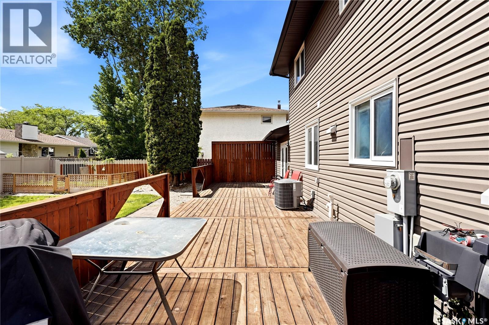 63 METCALFE ROAD - 45