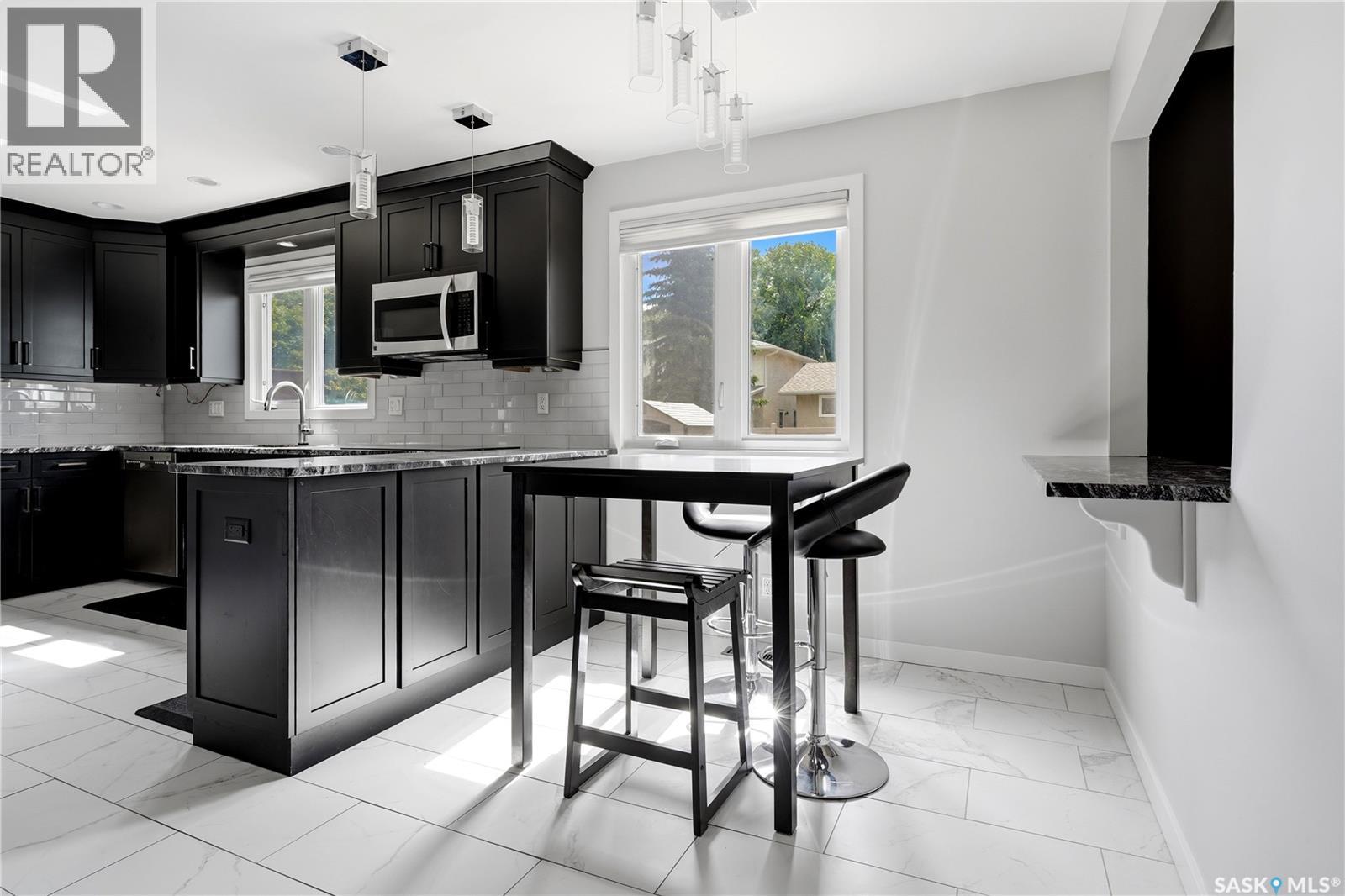 63 METCALFE ROAD - 8