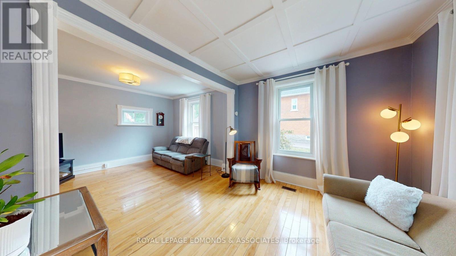 375 CENTRE STREET - 12
