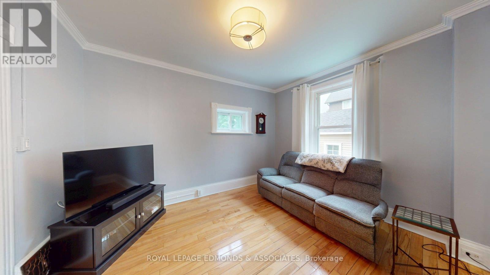 375 CENTRE STREET - 14