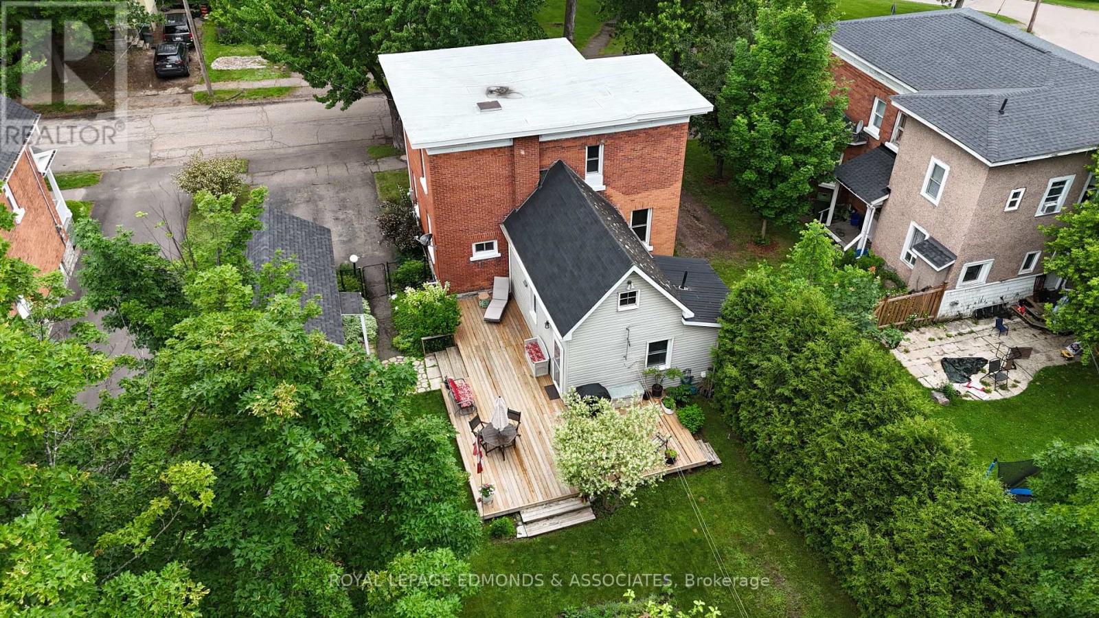 375 CENTRE STREET - 5