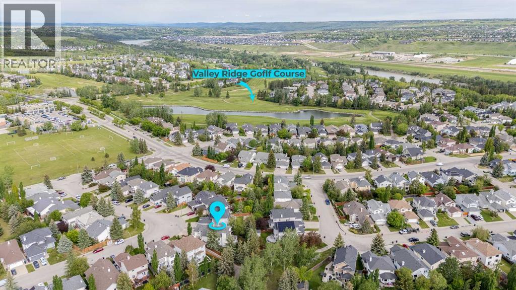 44 Valley Meadow Close NW — photo 43