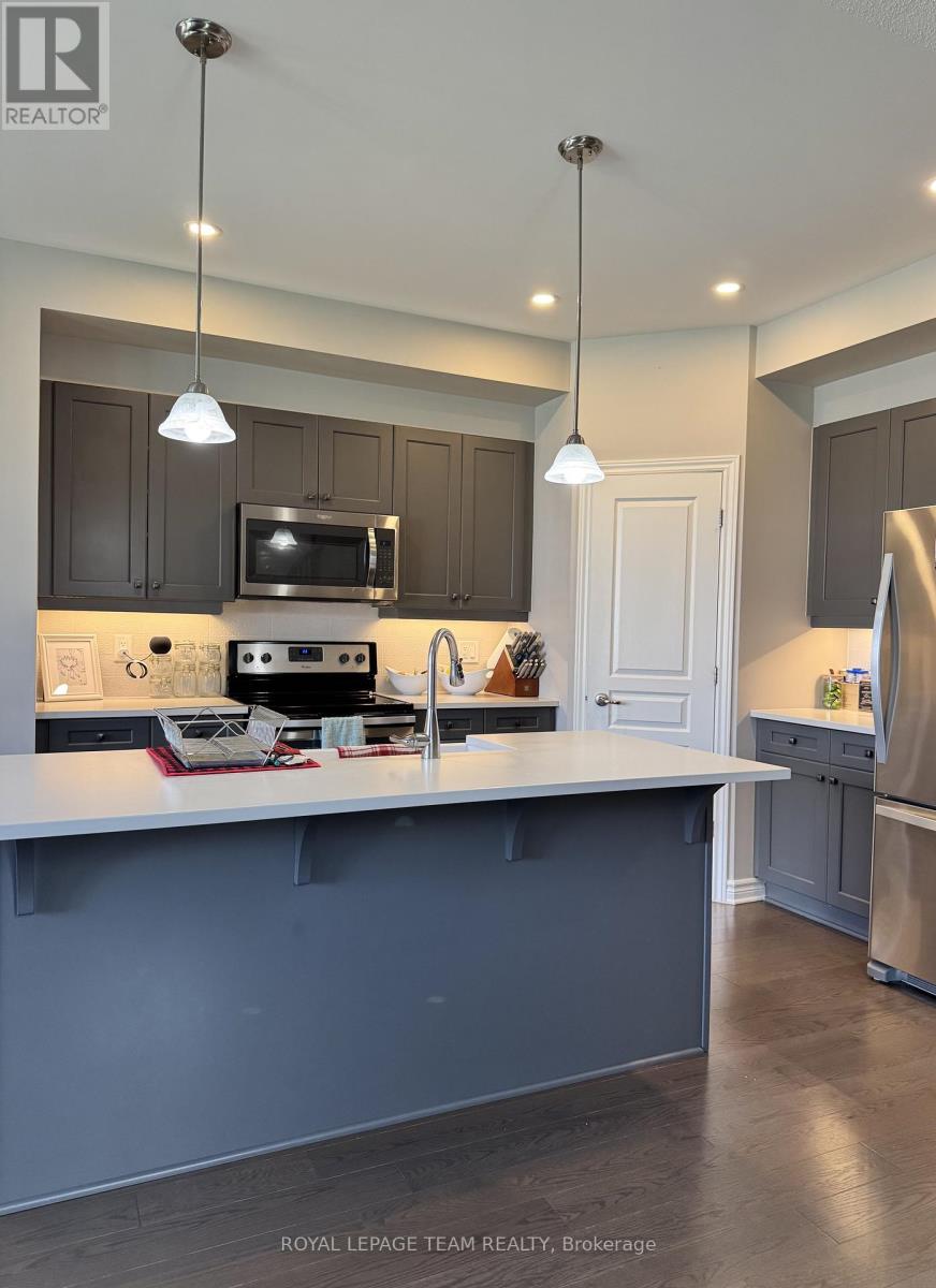 3 Bed, 4 Bath House for Rent in Ottawa – 1162 BECKETT CRESCENT, Ottawa – MLS# X13471734 - Image 3