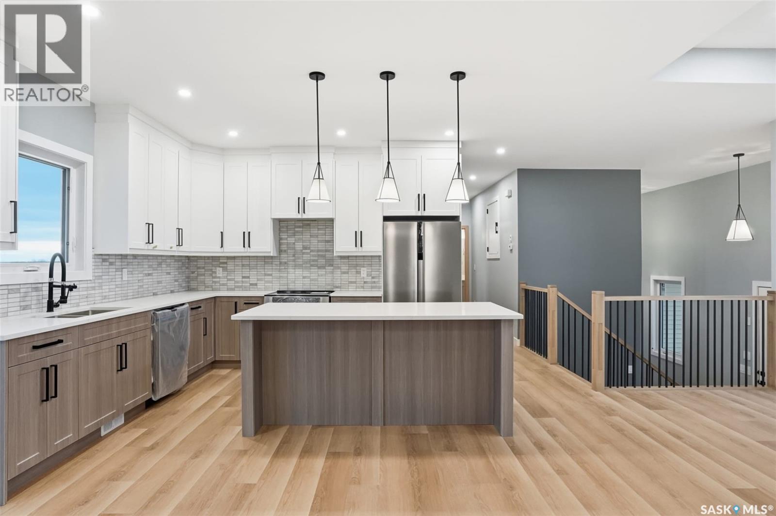 8 Cardinal DRIVE - photo 2
