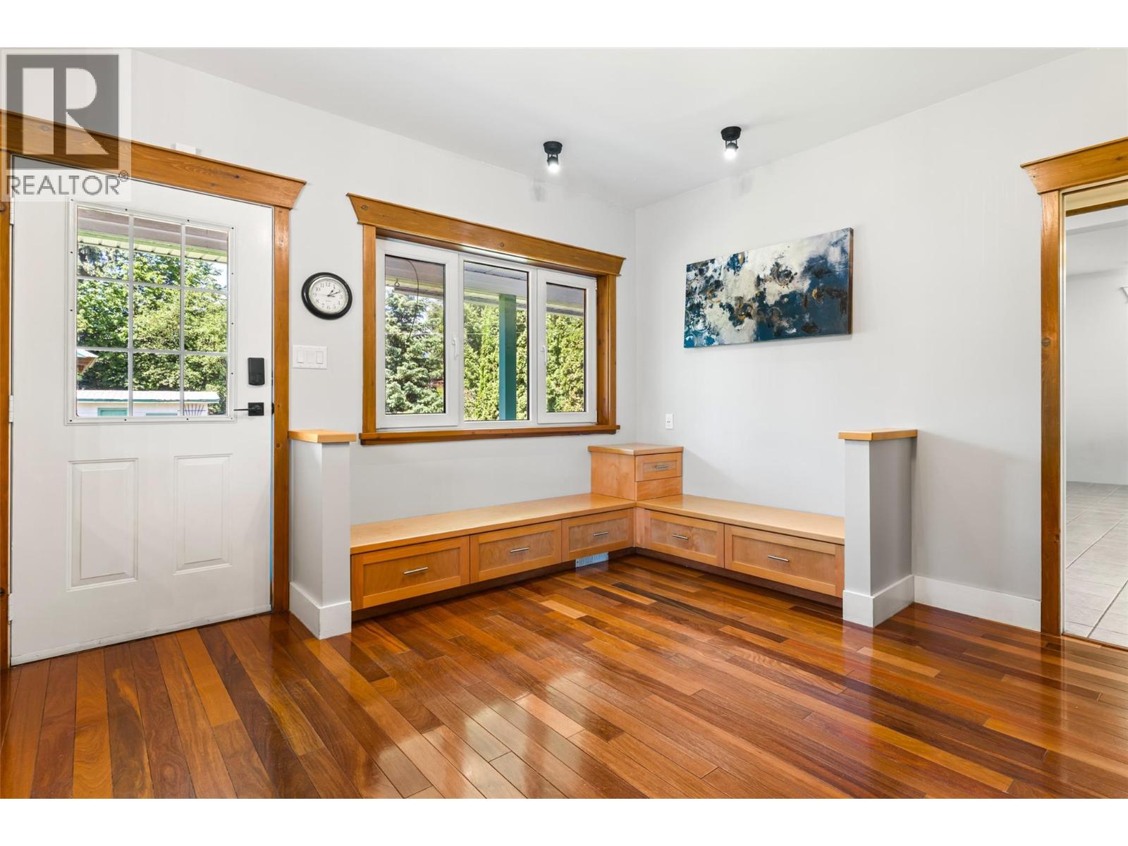 701 Edward Street - 7