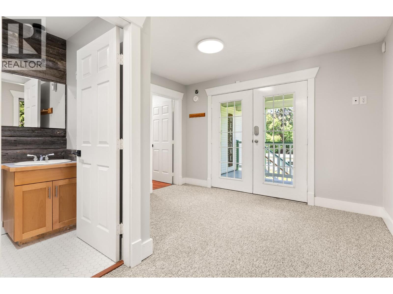 701 Edward Street - 36