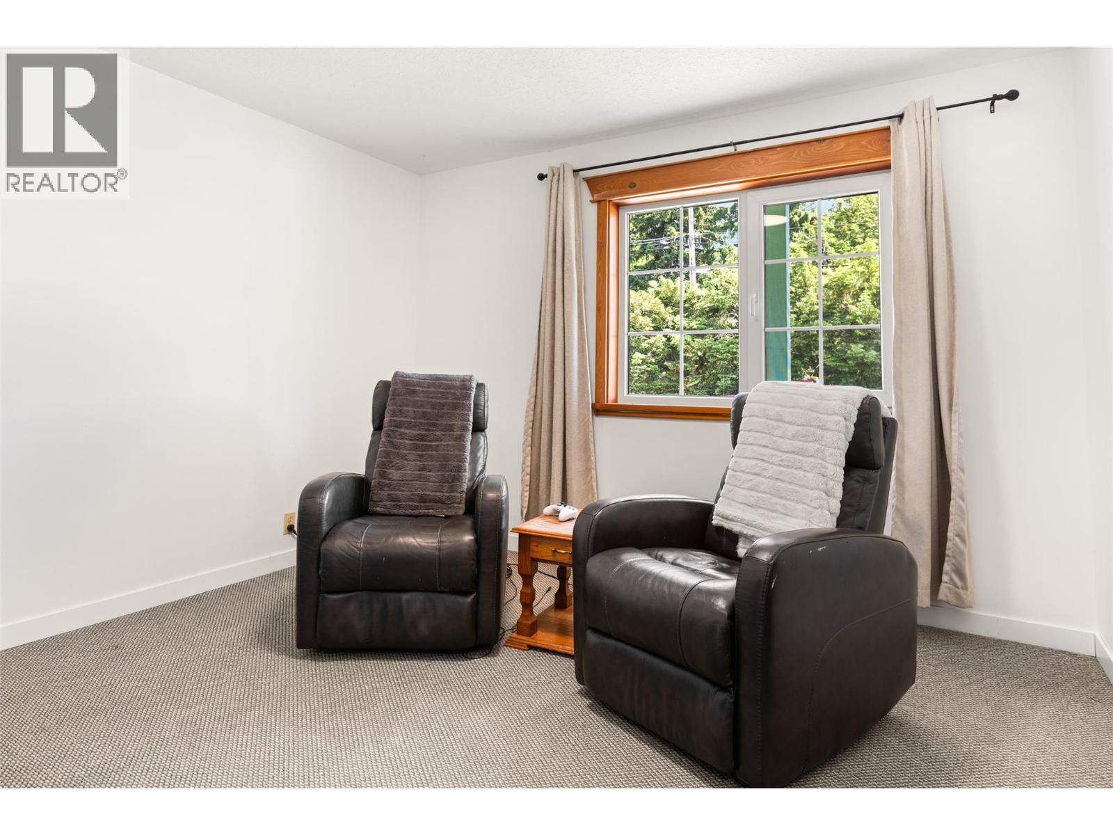 701 Edward Street - 22