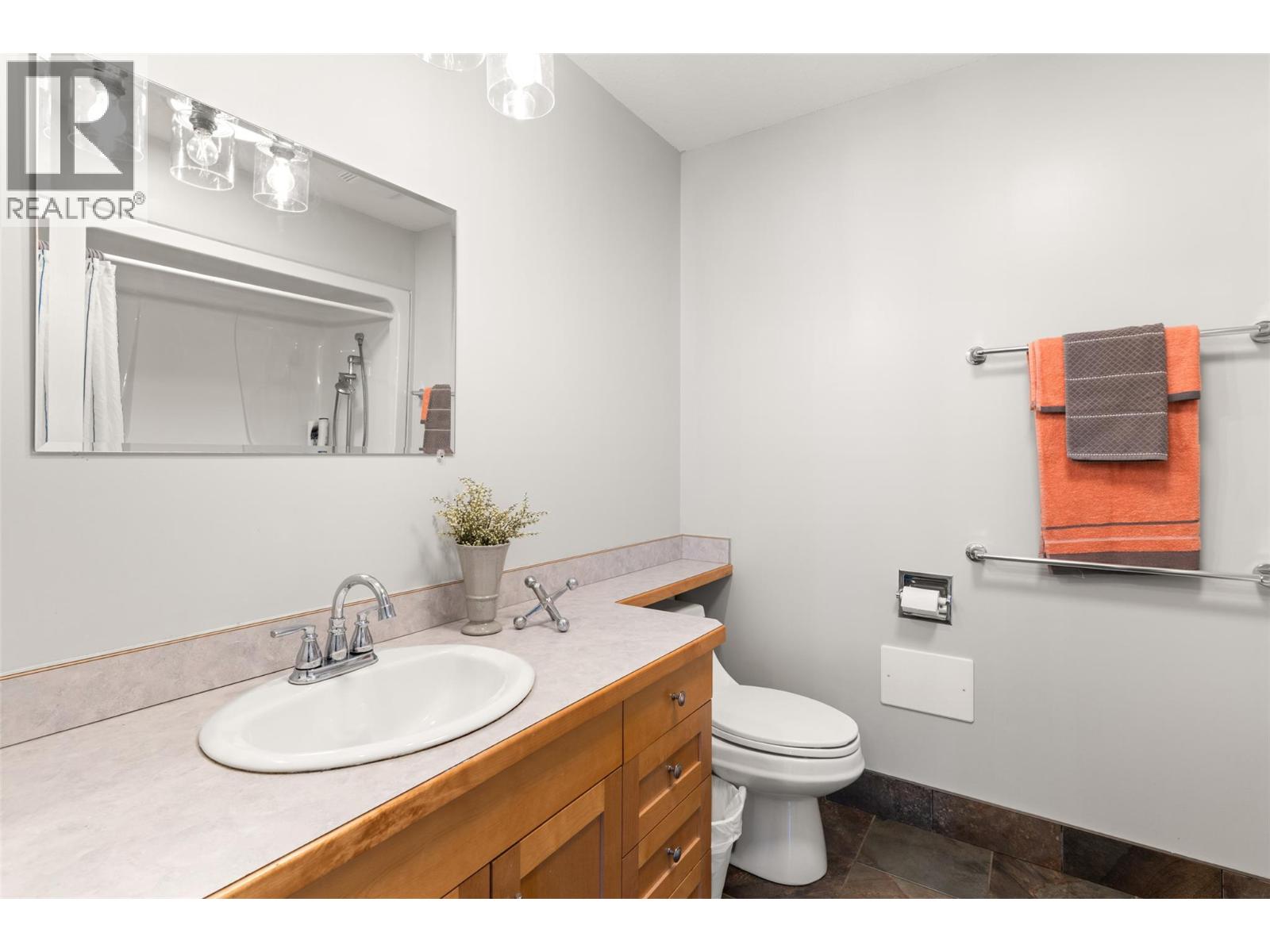 701 Edward Street - 30