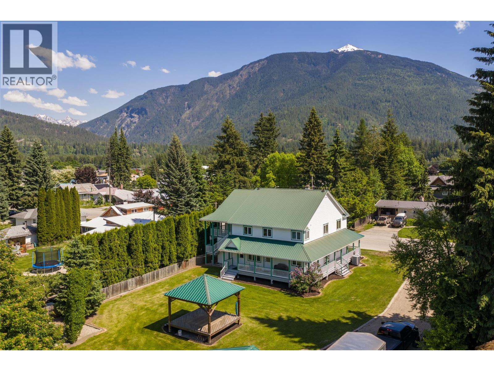 701 Edward Street - 2