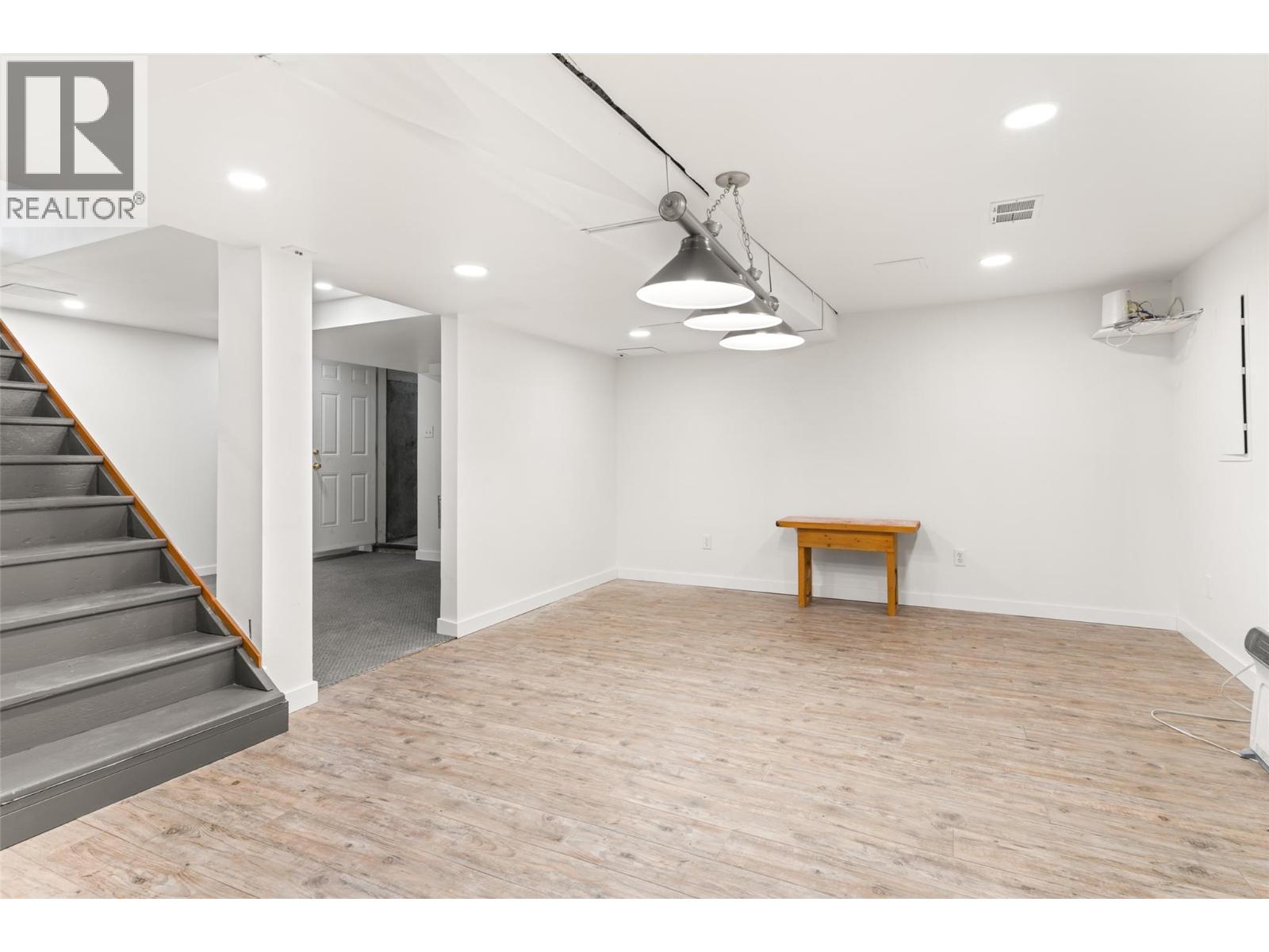 701 Edward Street - 43
