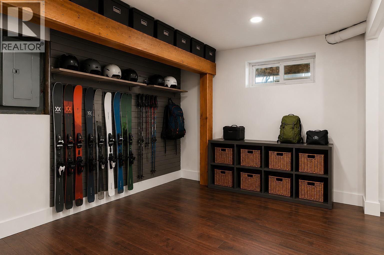 701 Edward Street - 47