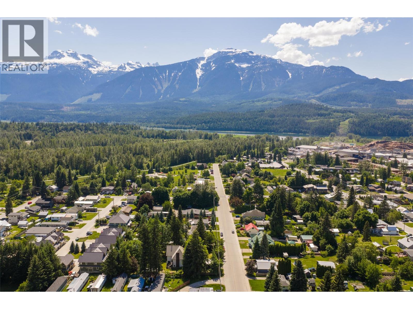 701 Edward Street - 57