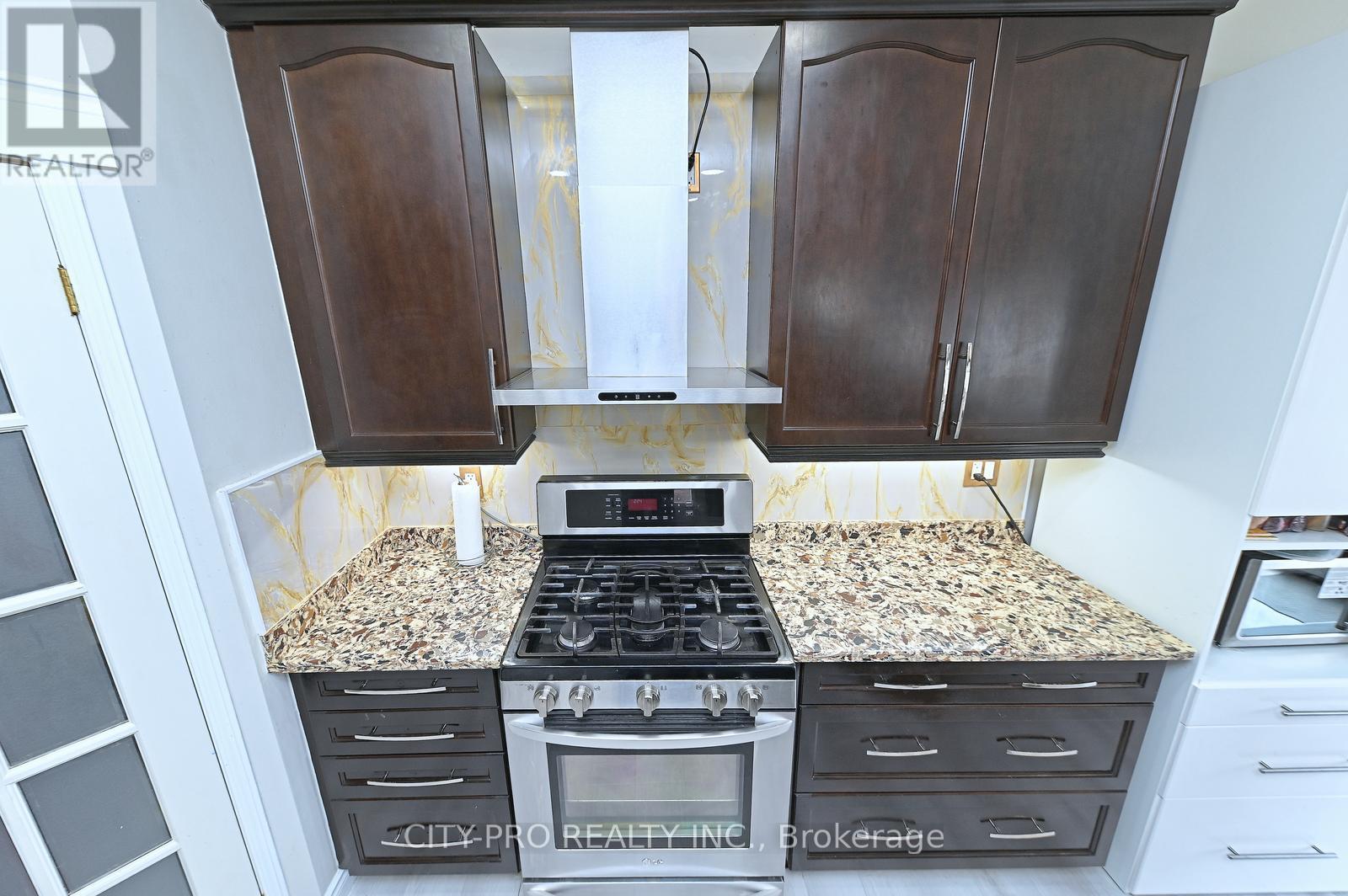 1178 SALMERS DRIVE - 19