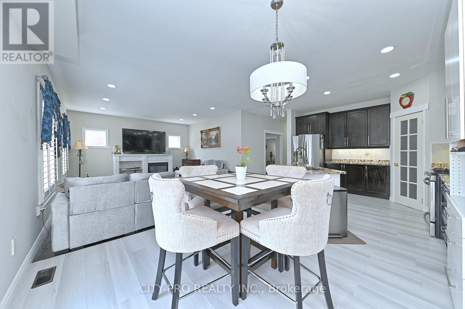 1178 SALMERS DRIVE - 23