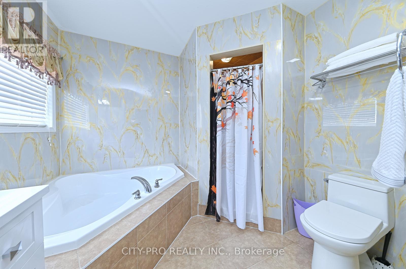 1178 SALMERS DRIVE - 31