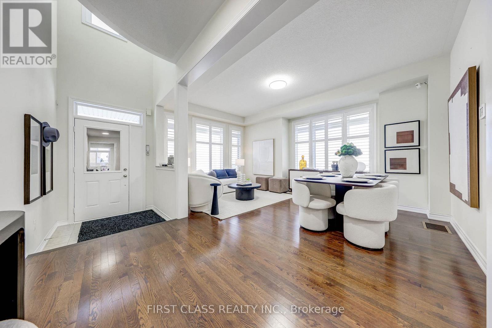 2 JAMES PARROTT AVENUE - 4