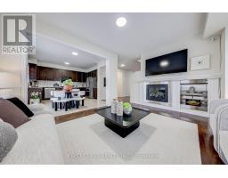 2 James Parrott Avenue, Markham, ON L6E0J9 Photo 15