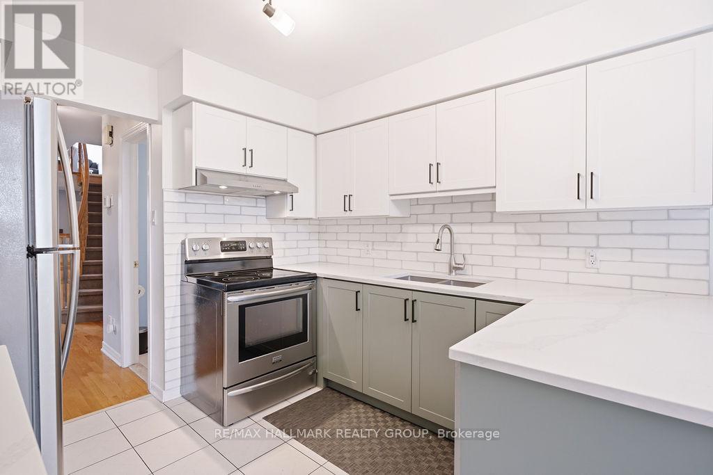3 Bed, 3 Bath House for Rent in Ottawa – 1542 TONILEE DRIVE, Ottawa – MLS# X13471760 - Image 14
