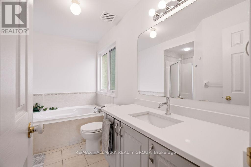 3 Bed, 3 Bath House for Rent in Ottawa – 1542 TONILEE DRIVE, Ottawa – MLS# X13471760 - Image 32
