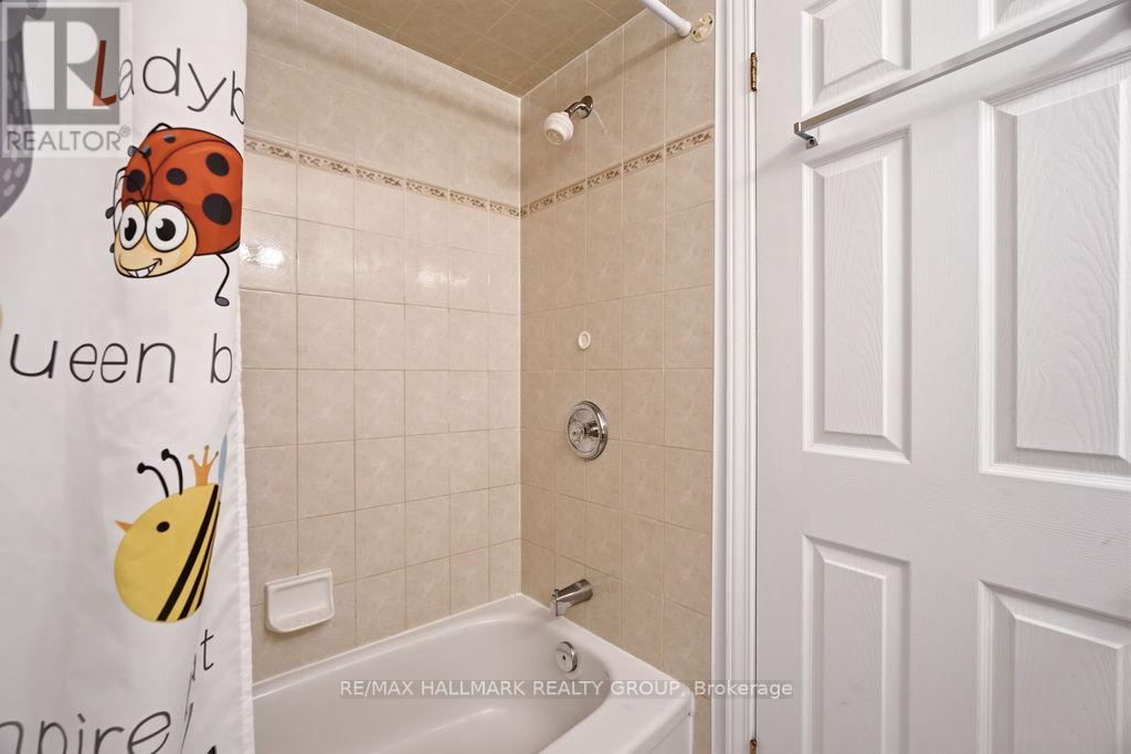 3 Bed, 3 Bath House for Rent in Ottawa – 1542 TONILEE DRIVE, Ottawa – MLS# X13471760 - Image 39