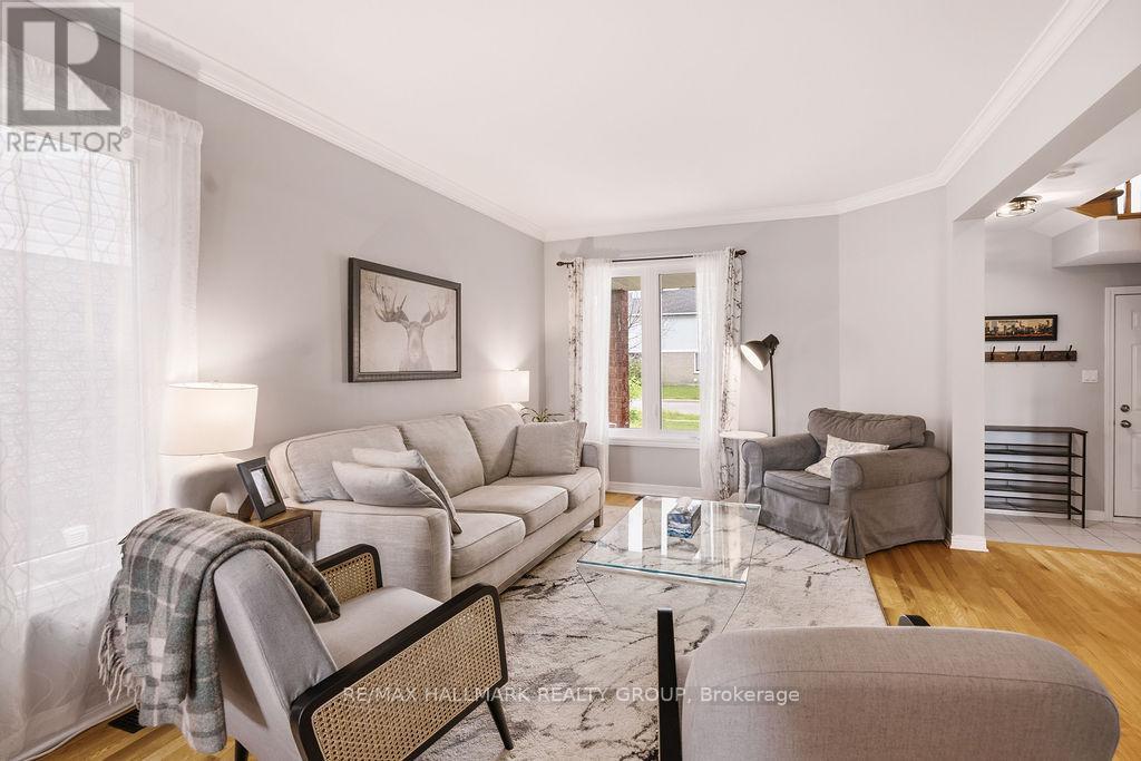 3 Bed, 3 Bath House for Rent in Ottawa – 1542 TONILEE DRIVE, Ottawa – MLS# X13471760 - Image 8