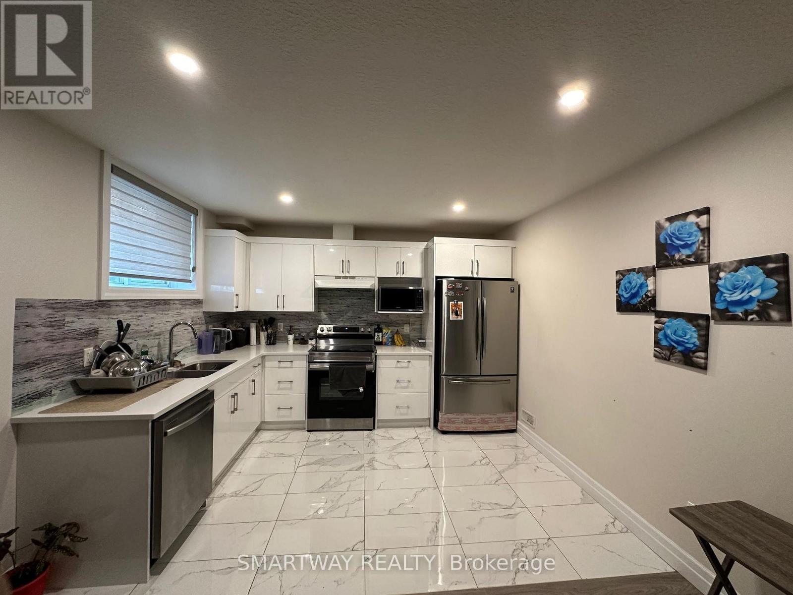 3828 SOMERSTON CRESCENT - 30