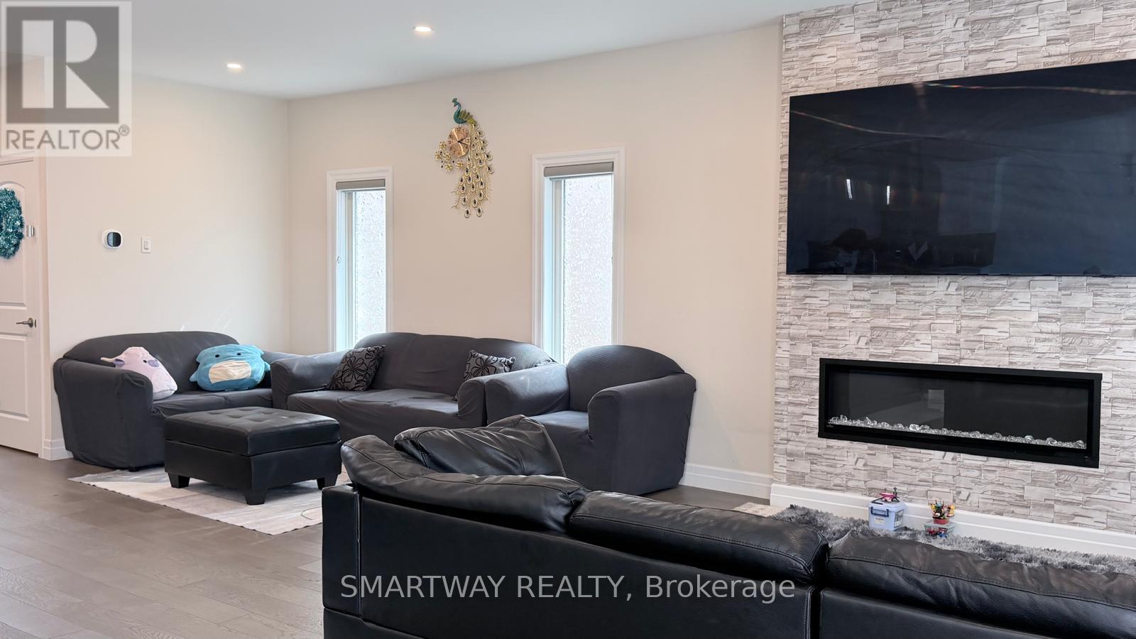 3828 SOMERSTON CRESCENT - 9