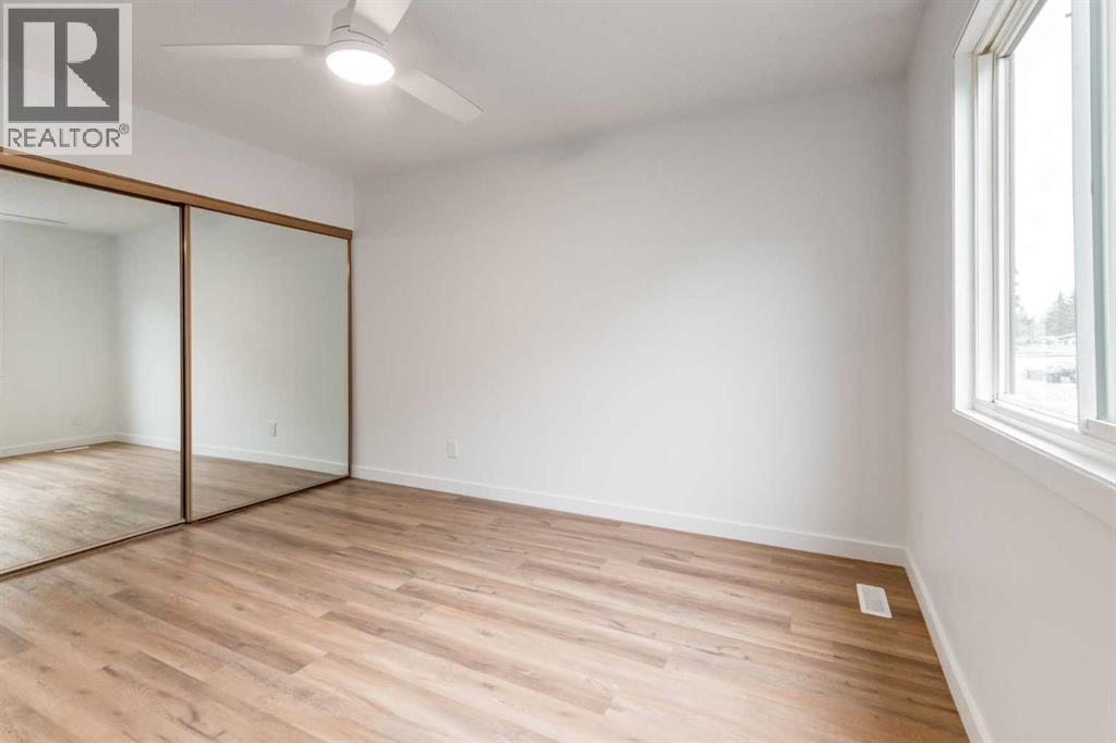 #303 9803 24 Street SW - 23