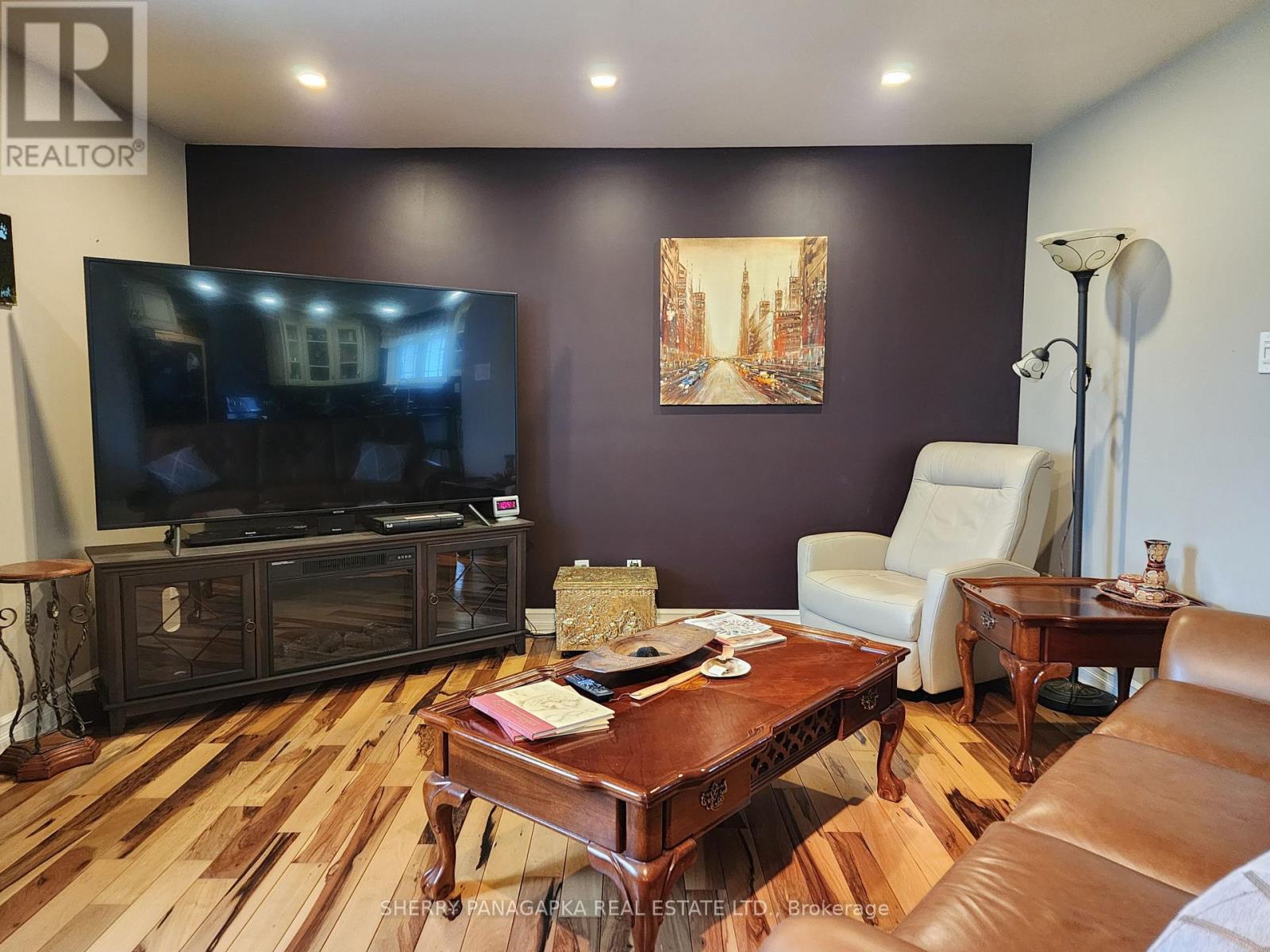68 FOURTH AVENUE - 13