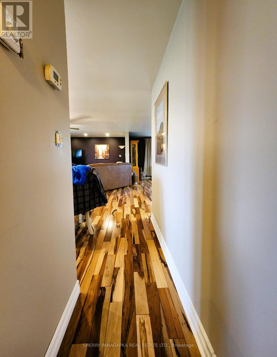 68 FOURTH AVENUE - 17