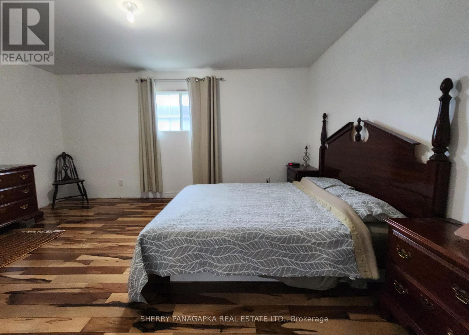68 FOURTH AVENUE - 19