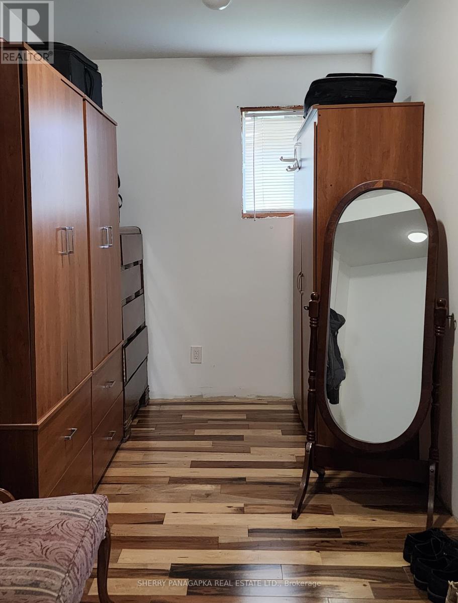 68 FOURTH AVENUE - 22