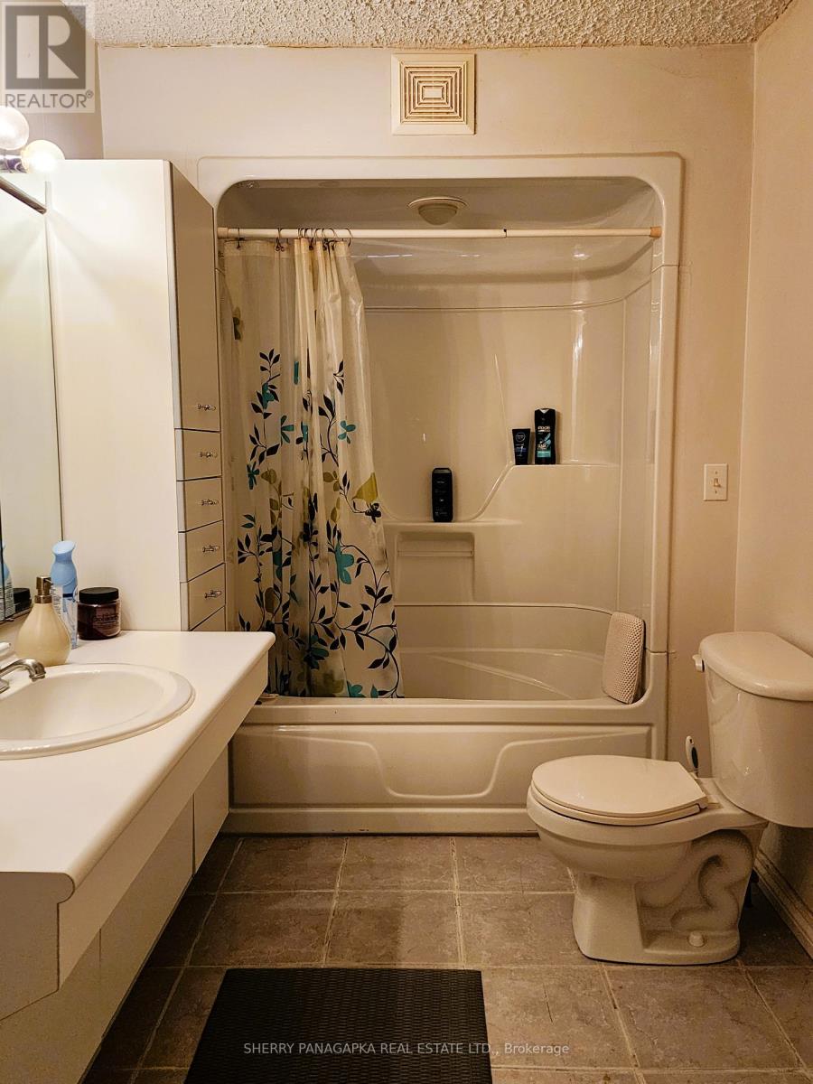 68 FOURTH AVENUE - 24