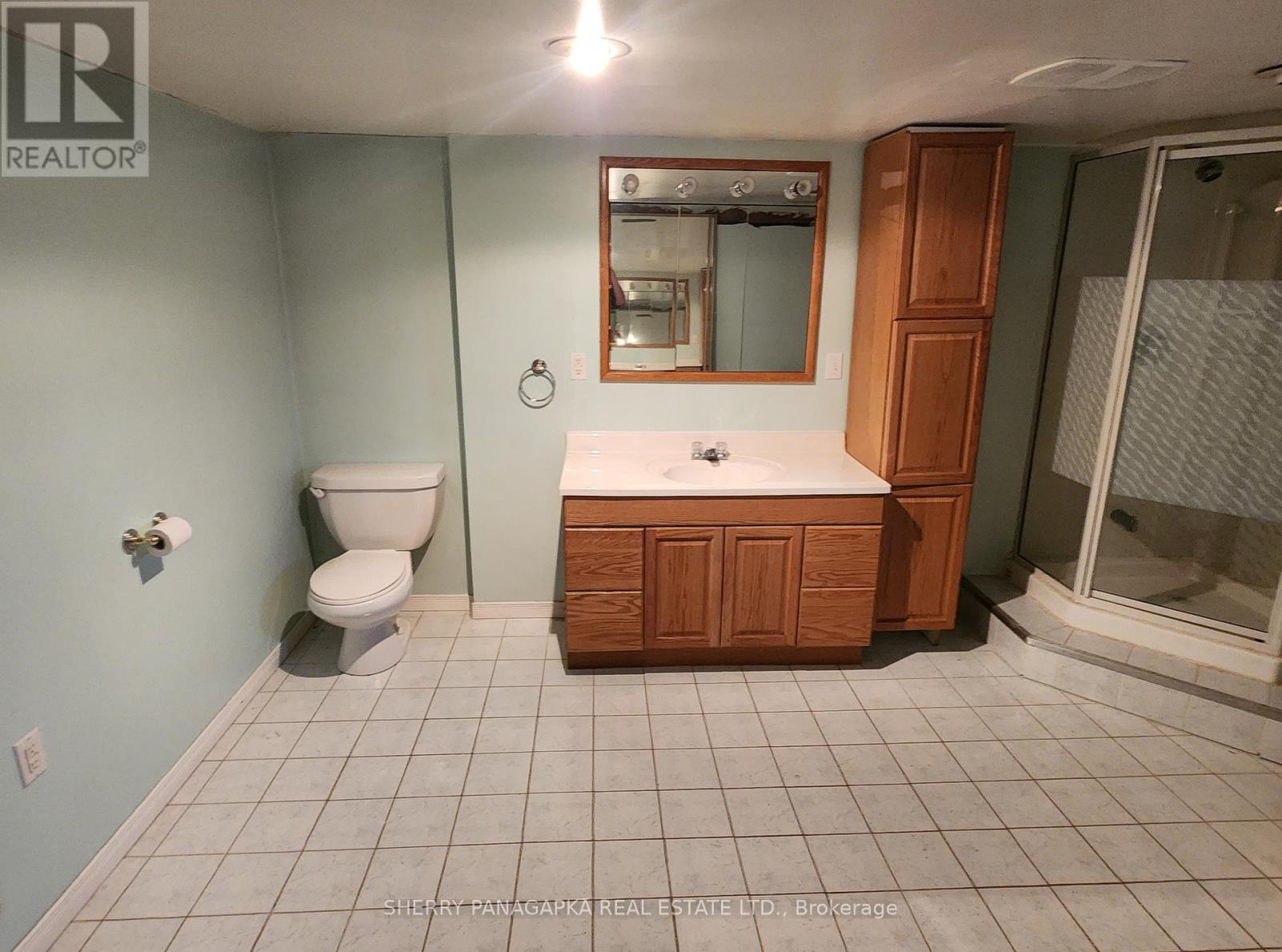 68 FOURTH AVENUE - 27