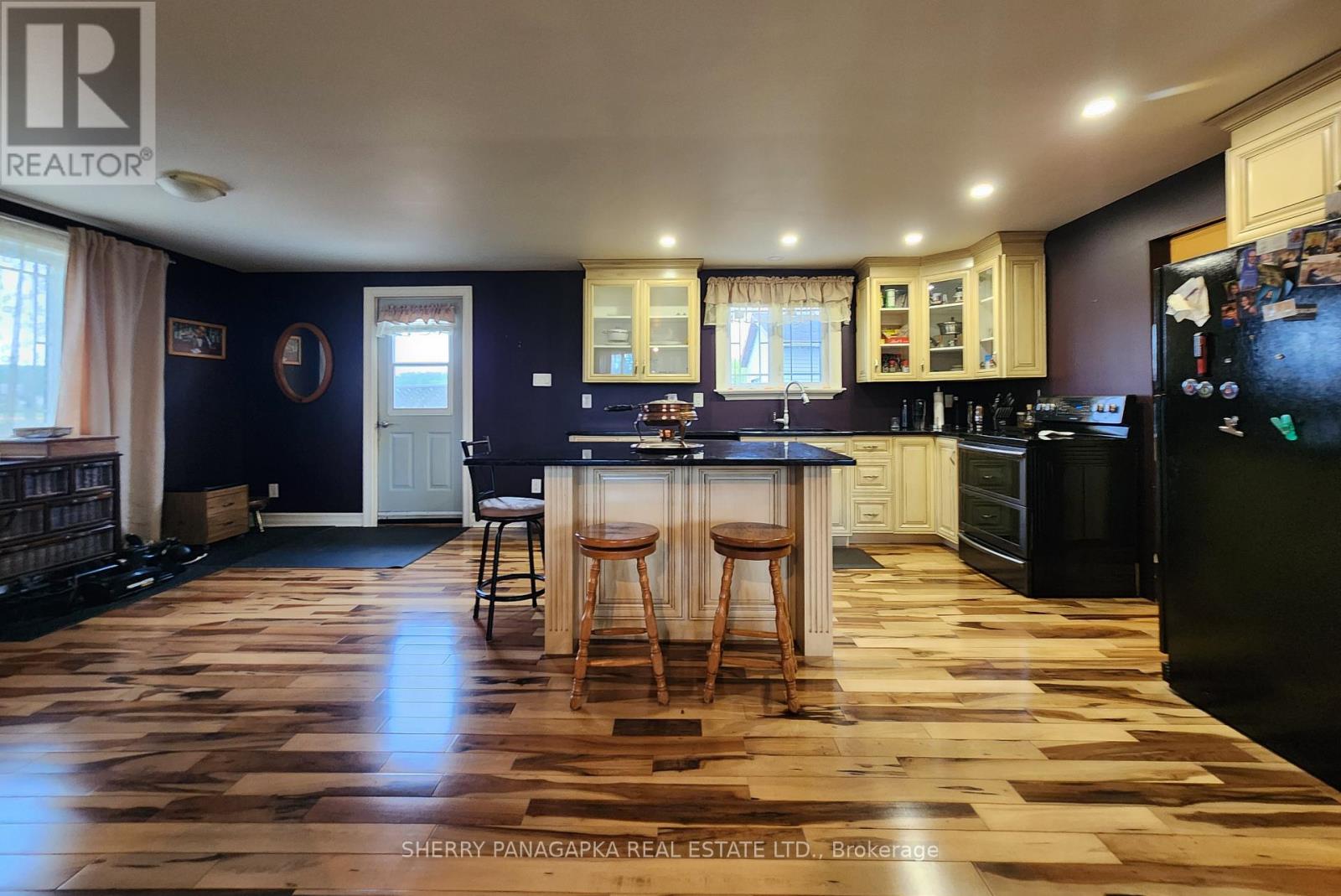 68 FOURTH AVENUE - 6