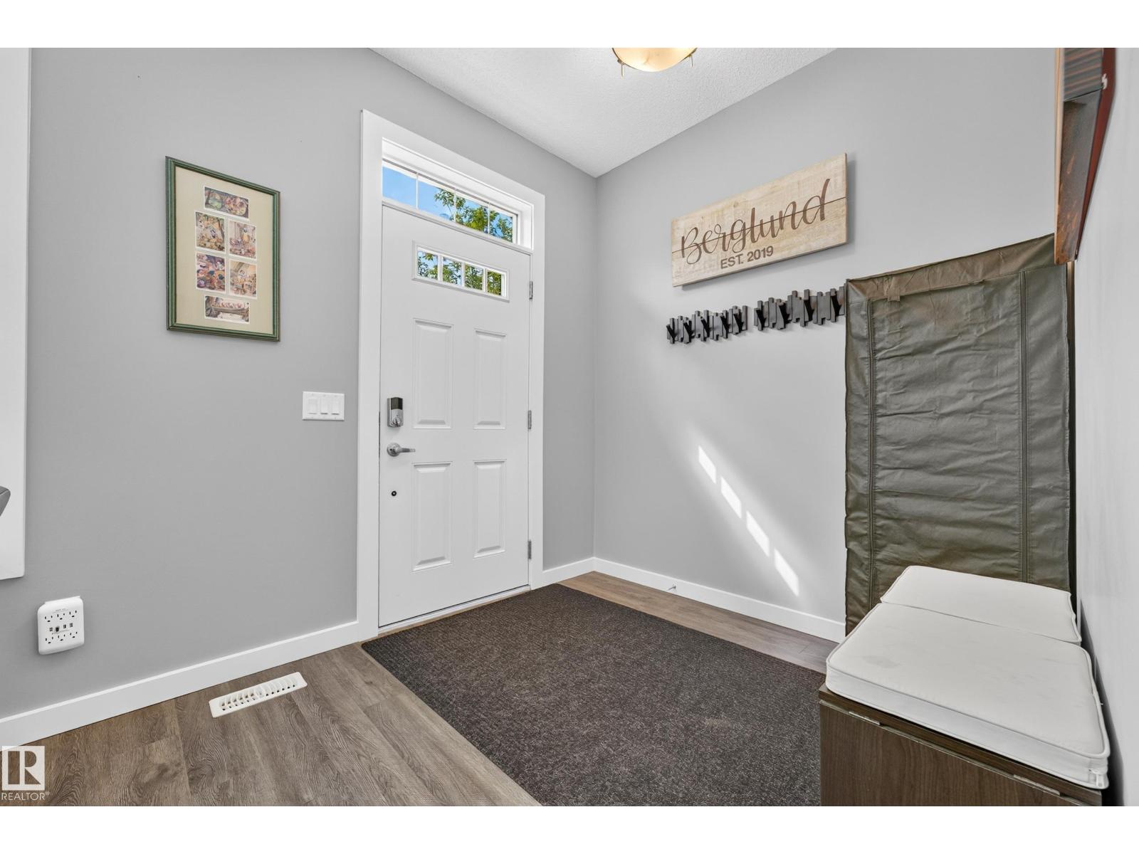 2821 MAPLE WY NW - 3