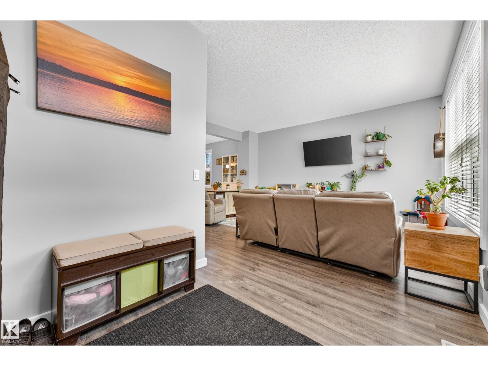 2821 MAPLE WY NW - 4